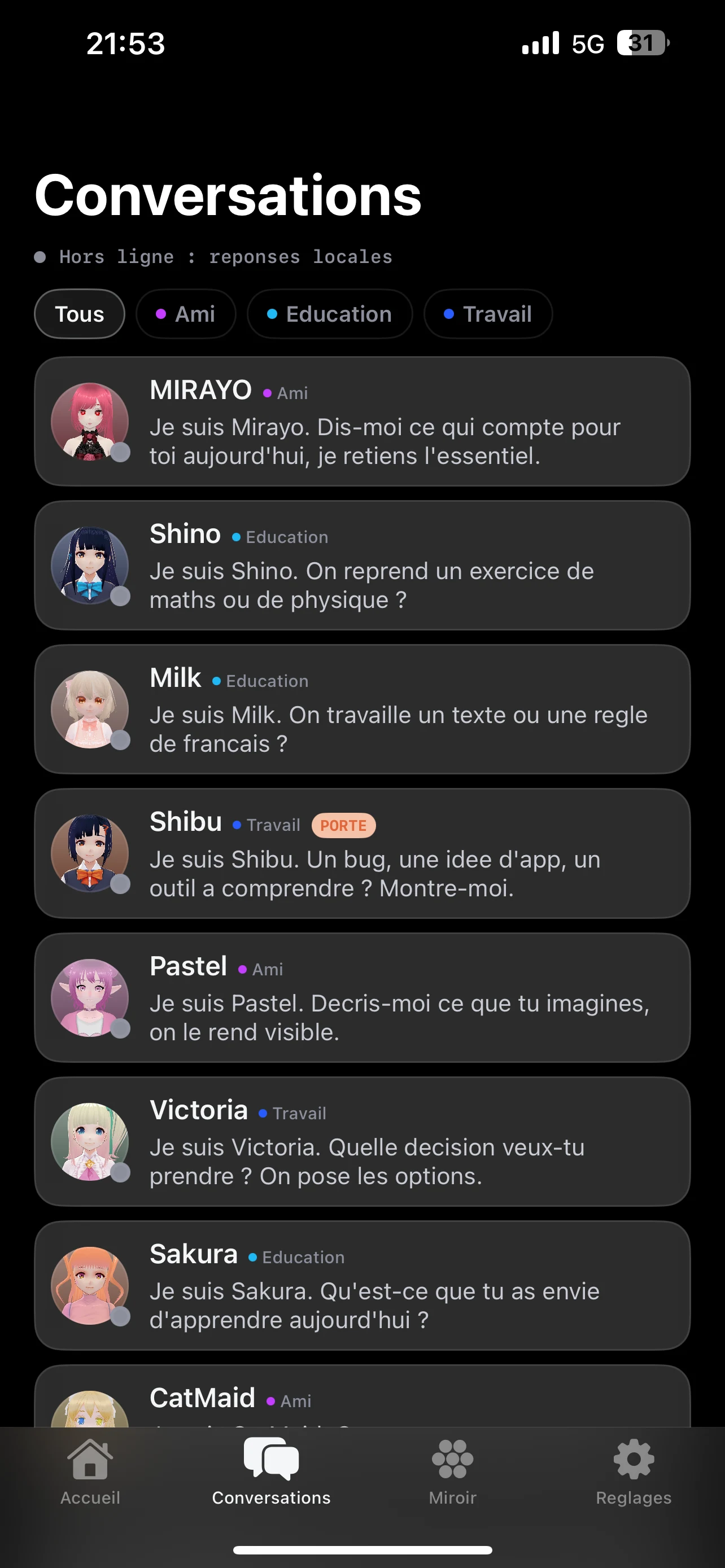 Onglet Conversations de l'app Mirayo, un fil par personnage